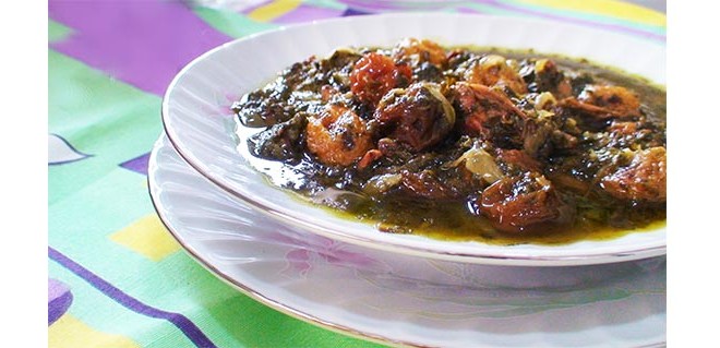 خورش آلو و اسفناج